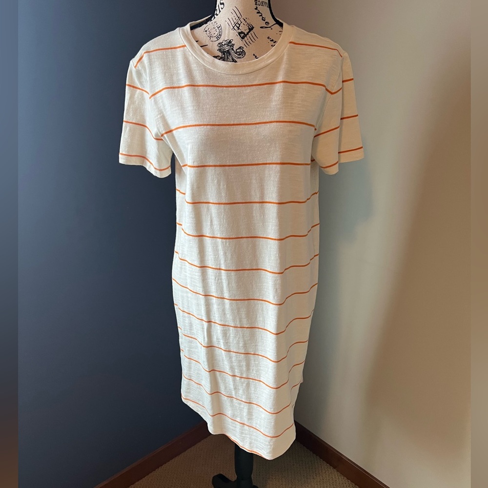 Lou & Grey T-Shirt Dress